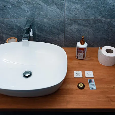 Apartment Sky